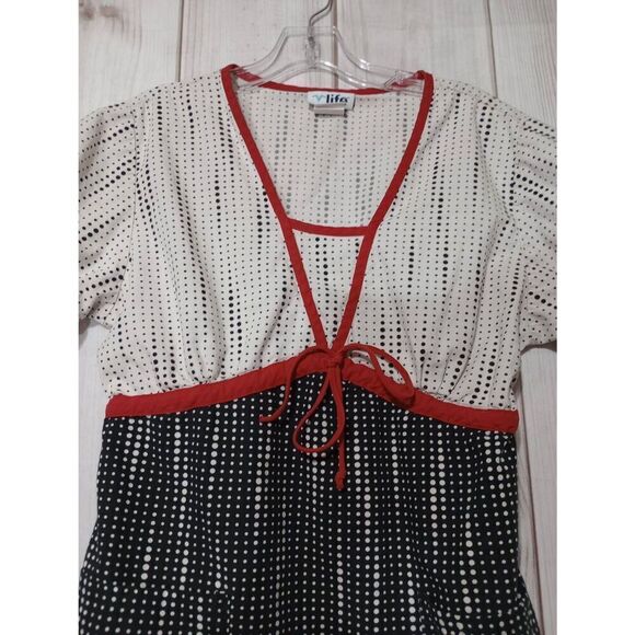 Life Uniform Scrub Top Ladies Medium White Black Polka Dot‎ - Picture 3 of 6